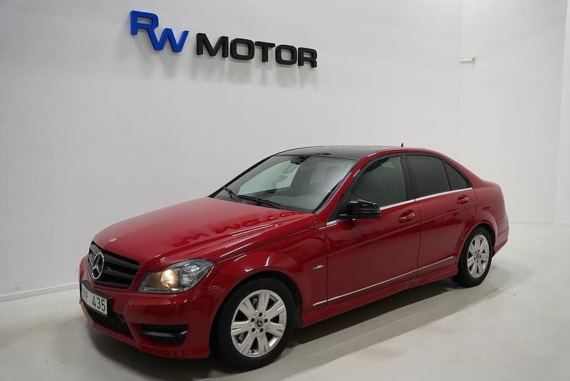 Begagnad Mercedes C180 AMG 156 HK (114 kW) 2012 Röd Sedan