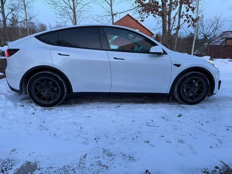Begagnad Tesla Model Y Long Range AWD 378 kW (514 HK) 2021 SUV