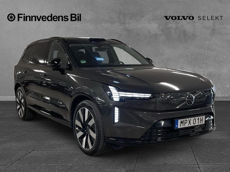 Grå Begagnad 2024 Volvo EX90 Performance SUV | 899 000 kr (Marknadspris) - Bild 1/4