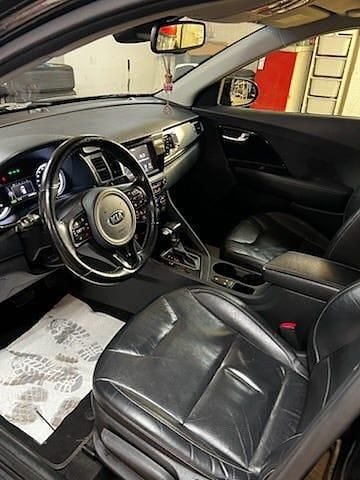 Begagnad Kia Niro 141 HK (103 kW) 2017 SUV