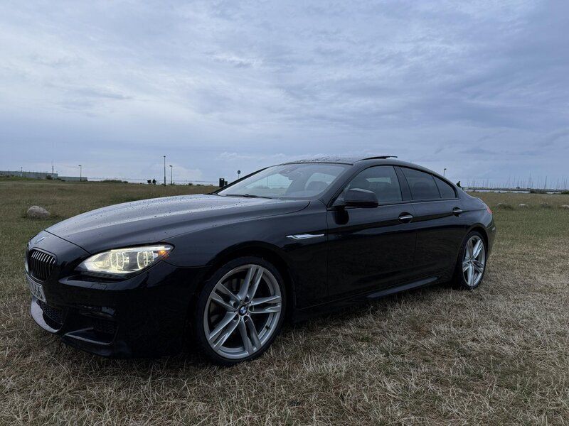 Svart Begagnad 2012 BMW 640 M Sport Sportkupé | 254 900 kr (Marknadspris) - Bild 1/4