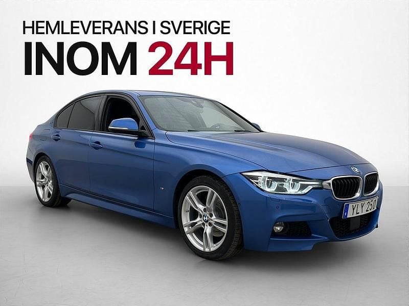 Begagnad BMW 330e M Sport 184 HK (135 kW) 2017 Blå Sedan