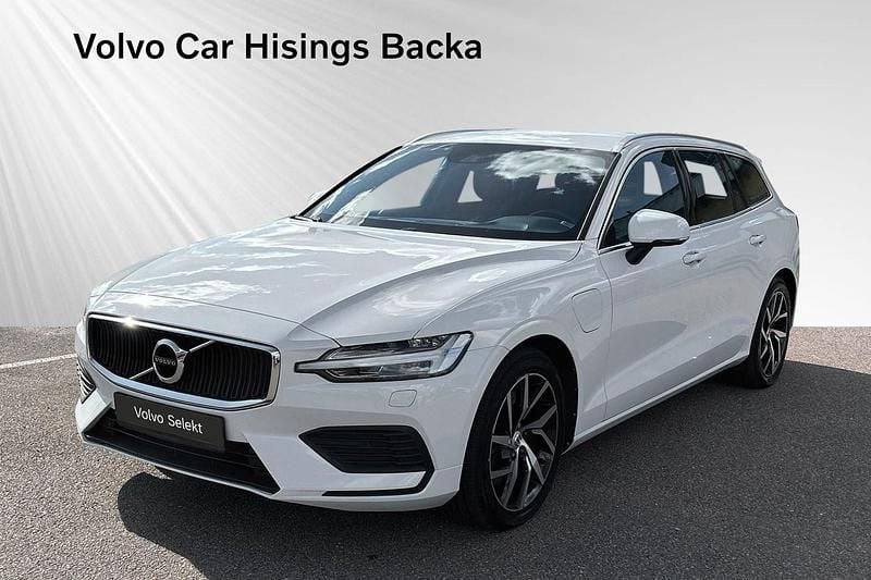 Vit Begagnad 2020 Volvo V60 Momentum Kombi | 272 900 kr (Marknadspris) - Bild 1/2