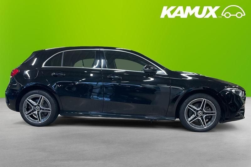 Begagnad Mercedes A250 2023 Svart
