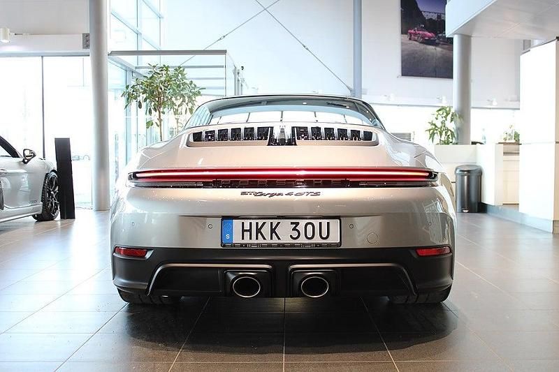Begagnad Porsche 911 Targa 4 485 HK (356 kW) 2025 Flerfärgad Cab
