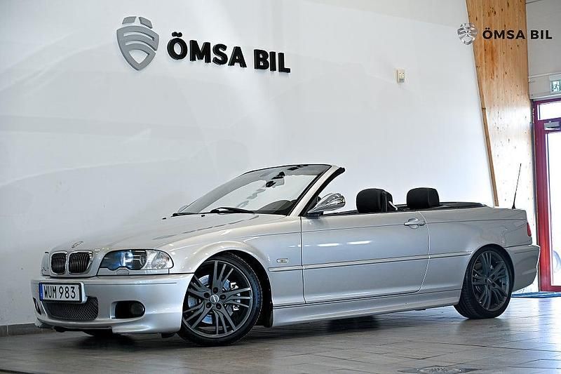 Silver Begagnad 2002 BMW 330 M Sport Cab | 134 800 kr - Bild 1/4