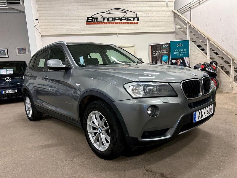 Grå Begagnad 2012 BMW X3 SUV | 129 000 kr (Marknadspris) - Bild 1/4
