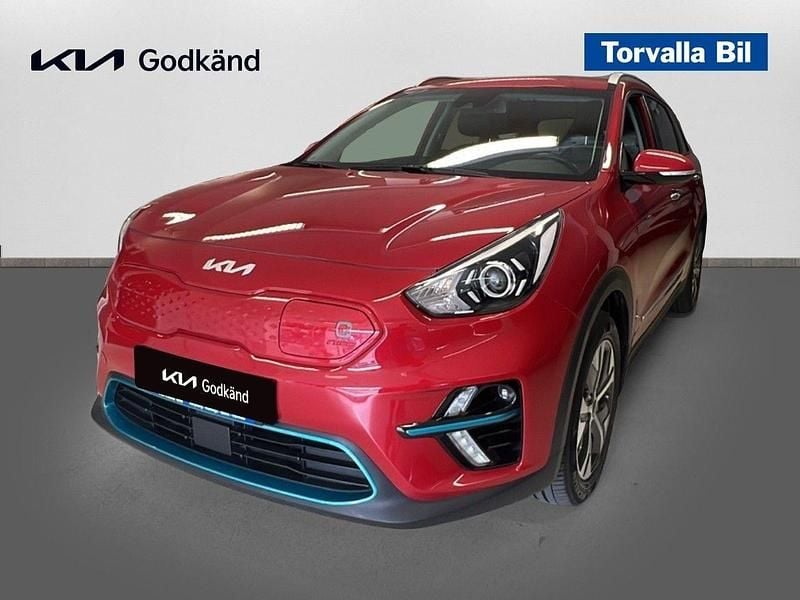 Röd (runway red) Begagnad 2022 Kia e-Niro 2 SUV | 244 900 kr (Bra pris) - Bild 1/4