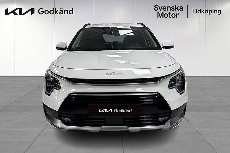 Begagnad Kia Niro Advance 185 HK (136 kW) 2023 Vit SUV