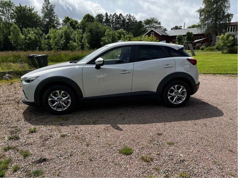Vit Begagnad 2017 Mazda CX-3 SUV | 135 000 kr (Marknadspris) - Bild 1/4