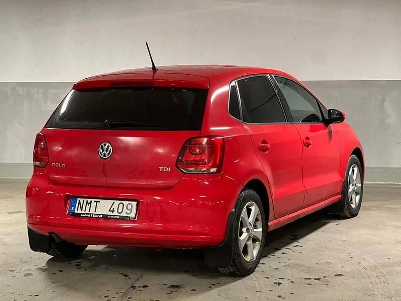 Begagnad VW Polo 90 HK (66 kW) 2010 Halvkombi