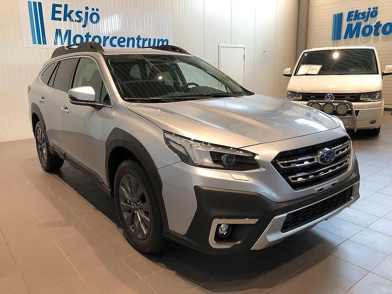 Grå Ny 2024 Subaru Outback SUV | 451 800 kr - Bild 1/4