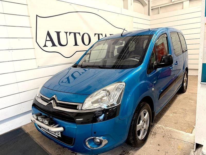 Blå Begagnad 2012 Citroën Berlingo Minibuss | 69 000 kr (Marknadspris) - Bild 1/4