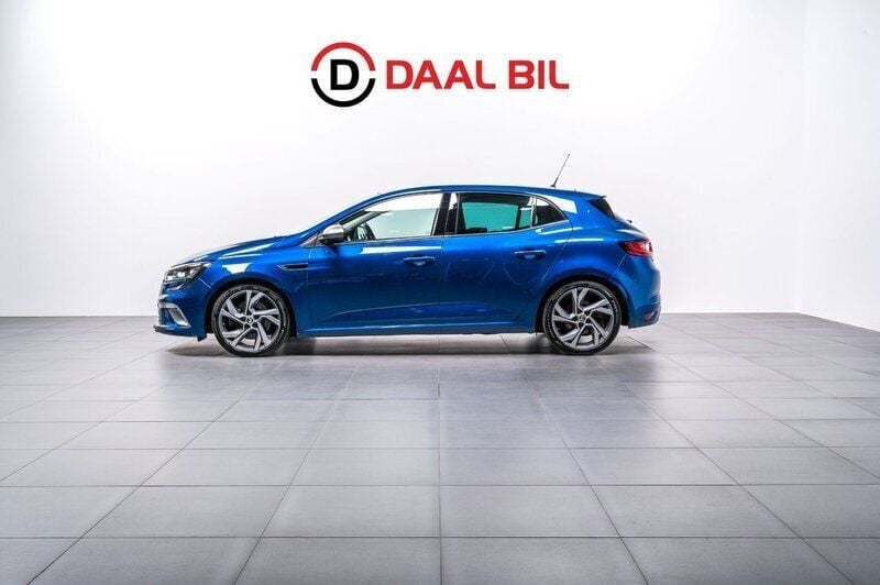 Mörkblå Begagnad 2017 Renault Mégane GT Line GT Halvkombi | 149 700 kr - Bild 1/4