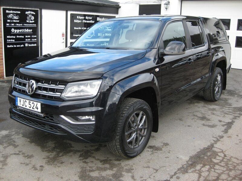 Svart Begagnad 2017 VW Amarok Highline Pickup | 249 000 kr (Bra pris) - Bild 1/4