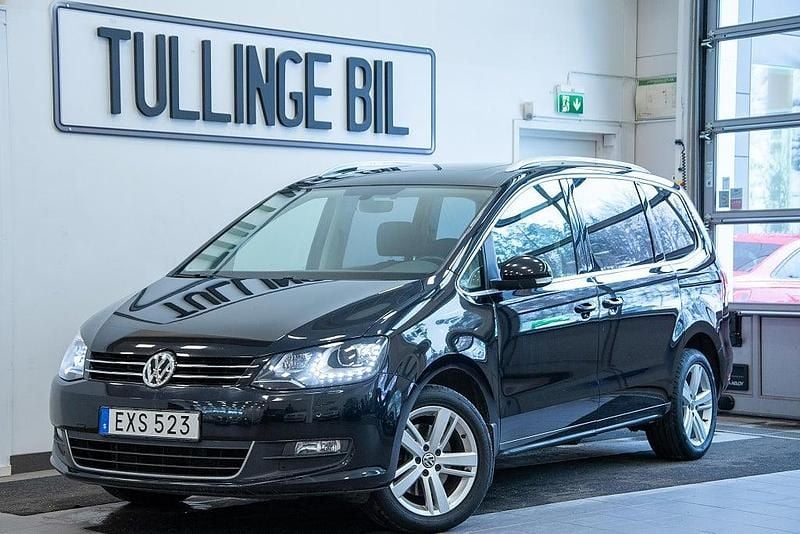 Begagnad VW Sharan 150 HK (110 kW) 2018 Svart Minibuss