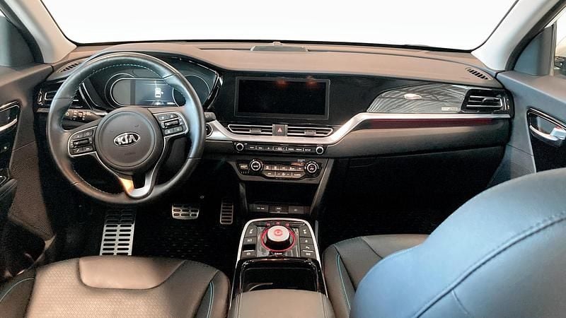 Begagnad Kia e-Niro Advance 150 kW (204 HK) 2021 Vit (white) SUV