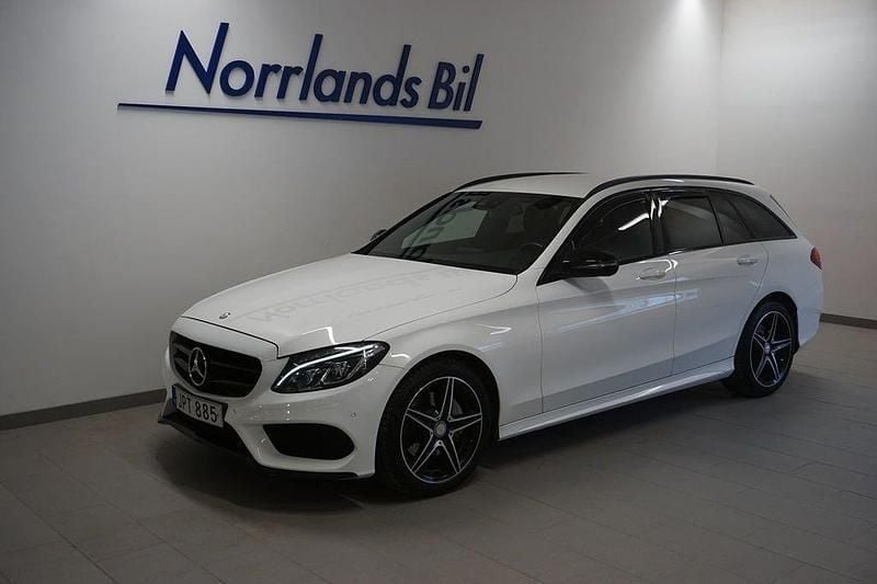 Vit (polar white) Begagnad 2017 Mercedes C220 AMG Kombi | 219 900 kr (Lite dyr) - Bild 1/4