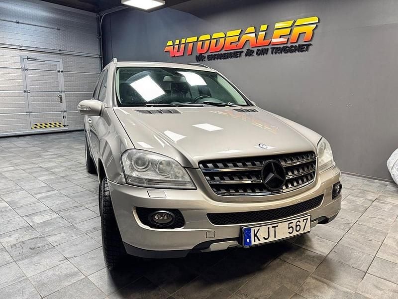 Begagnad Mercedes ML280 190 HK (139 kW) 2006 Silver SUV