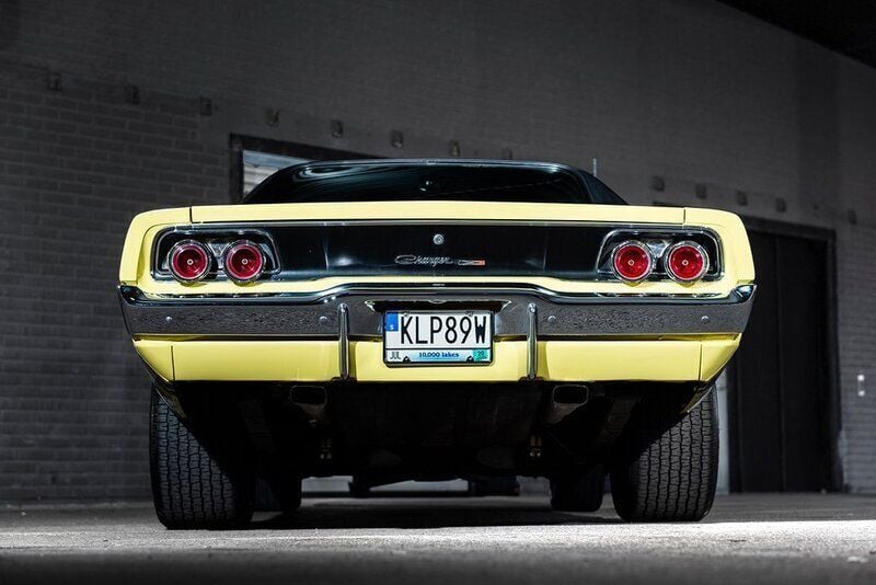 Begagnad Dodge Charger 294 HK (216 kW) 1968 Gul Sedan