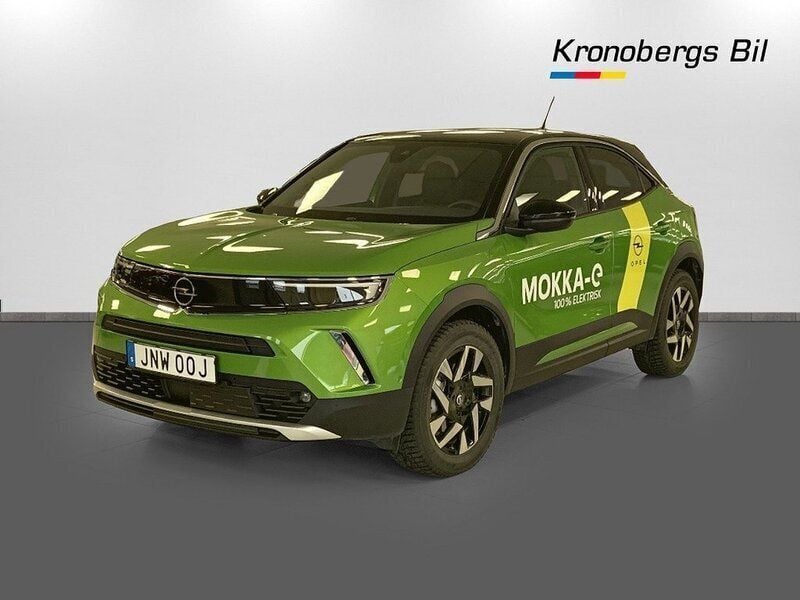 Matcha greenmetallick Begagnad 2022 Opel Mokka-e Ultimate SUV | 299 900 kr - Bild 1/4