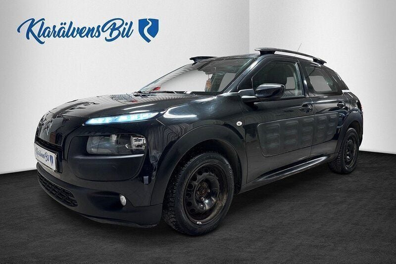 Svart Begagnad 2016 Citroën C4 Cactus Halvkombi | 79 900 kr (Marknadspris) - Bild 1/4