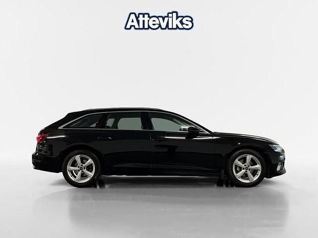 Begagnad Audi A6 Sport 204 HK (150 kW) 2022 Brilliantsvart Kombi
