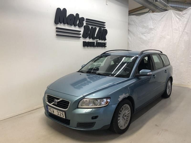 Blå Begagnad 2008 Volvo V50 Kombi | 19 900 kr (Marknadspris) - Bild 1/4