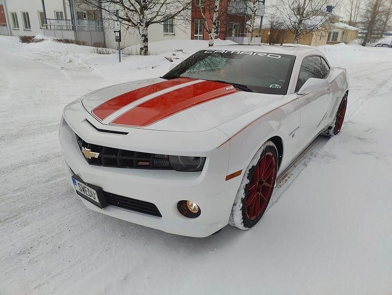Begagnad Chevrolet Camaro SS 440 HK (323 kW) 2010