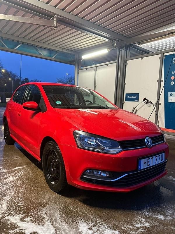 Begagnad 2017 VW Polo Halvkombi | 80 000 kr (Marknadspris) - Bild 1/4