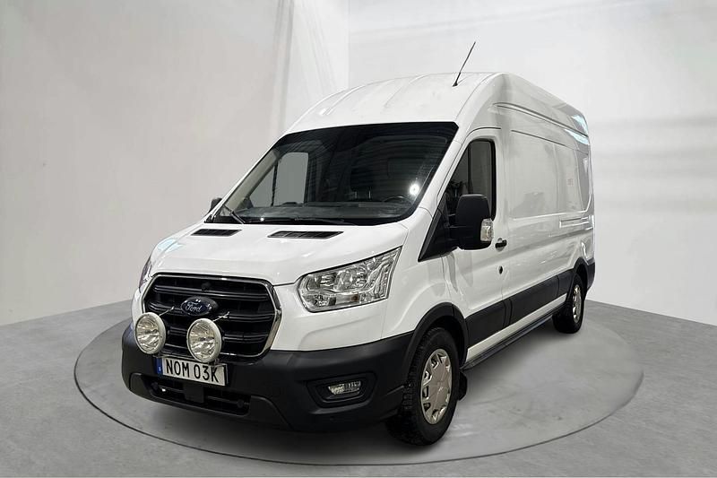 Begagnad Ford Transit 130 HK (95 kW) 2020 Vit Halvkombi