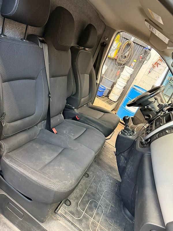 Begagnad Renault Trafic 95 HK (69 kW) 2018 Minibuss