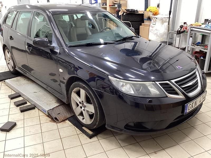 Svart Begagnad 2008 Saab 9-3 Vector Kombi | 25 000 kr (Bra pris) - Bild 1/4