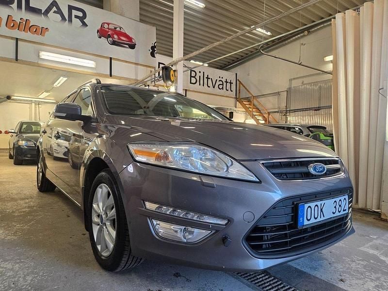 Brun Begagnad 2010 Ford Mondeo Kombi | 39 900 kr (Marknadspris) - Bild 1/4