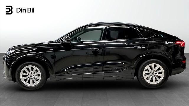 Begagnad Audi Q6 Sportback e-tron S-Line 239 kW (326 HK) 2025 Svart SUV