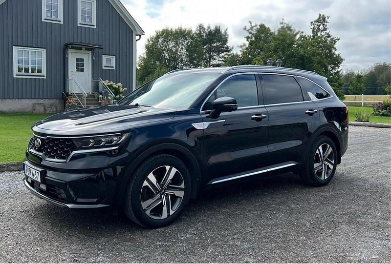 Svart Begagnad 2021 Kia Sorento Advance SUV | 399 900 kr (Lite dyr) - Bild 1/4