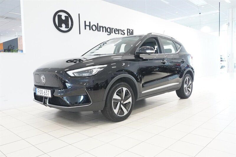 Svart Begagnad 2021 MG ZS Luxury Sedan | 239 900 kr (Superpris) - Bild 1/4