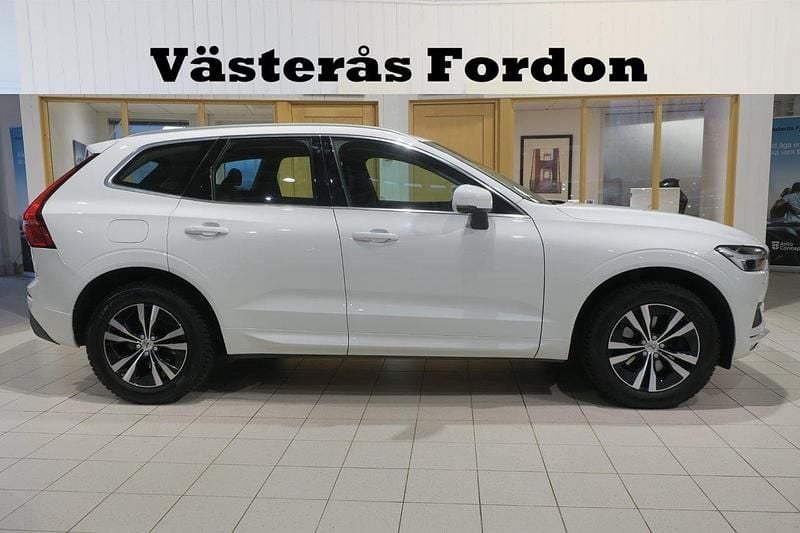 Vit Begagnad 2020 Volvo XC60 Momentum SUV | 335 900 kr (Marknadspris) - Bild 1/4
