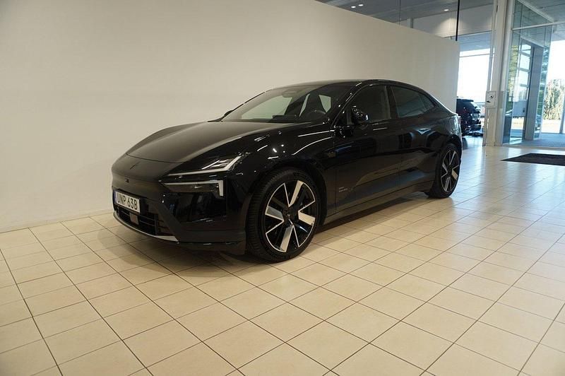 Svart Begagnad 2024 Polestar 4 Pilot SUV | 679 900 kr (Lite dyr) - Bild 1/4