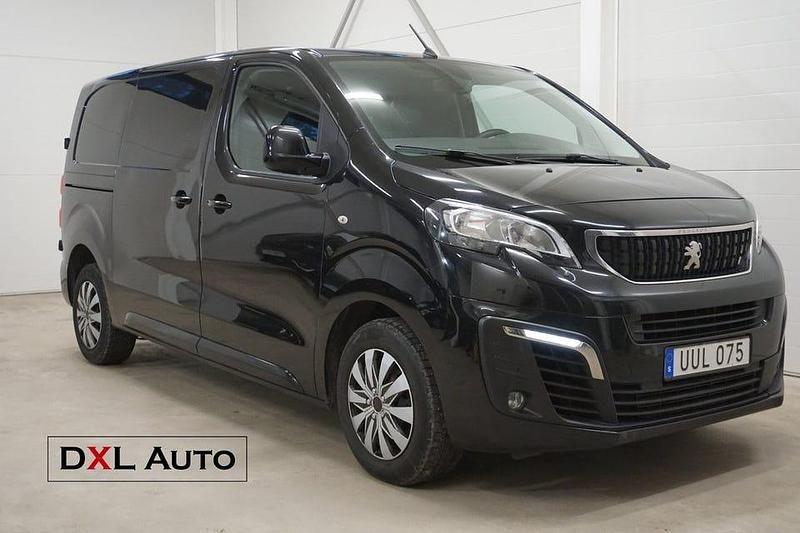 Svart Begagnad 2018 Peugeot Expert Van | 118 900 kr (Marknadspris) - Bild 1/4