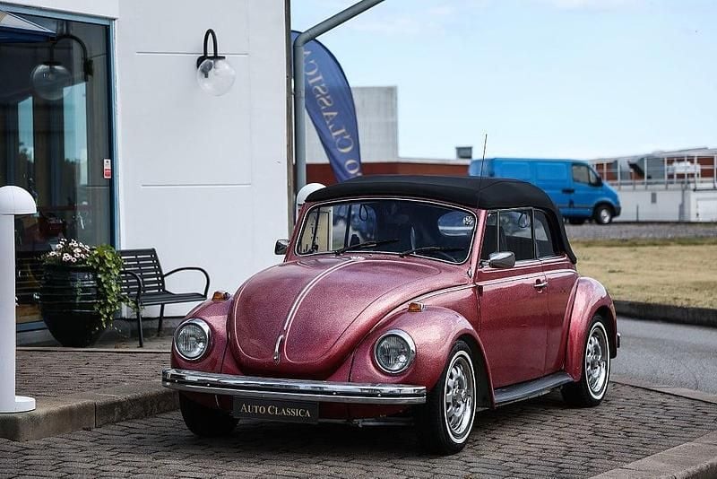 Begagnad VW Beetle Cabriolet 50 HK (36 kW) 1972 Röd Cab