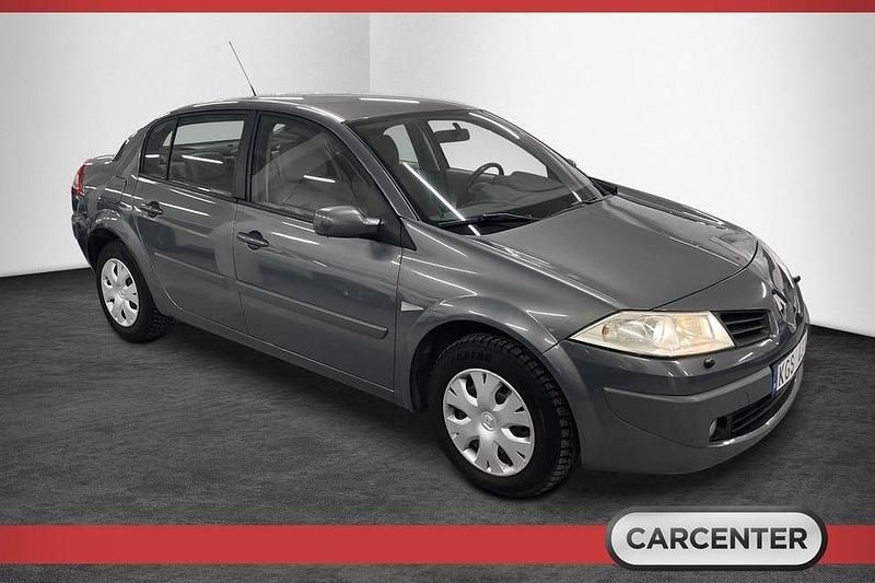 Begagnad Renault Mégane II 112 HK (82 kW) 2007 Grå Sedan