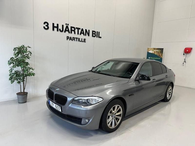 Begagnad BMW 520 184 HK (135 kW) 2011 Grå Sedan