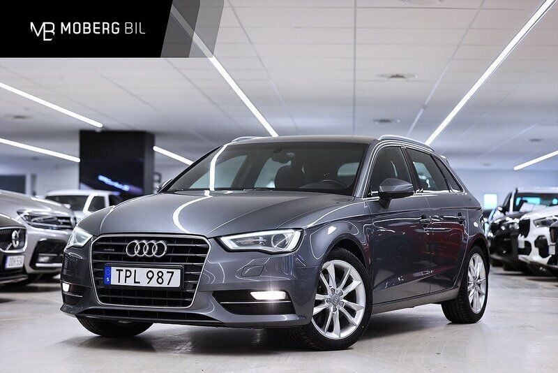 Grå Begagnad 2015 Audi A3 Proline Halvkombi | 204 900 kr (Marknadspris) - Bild 1/3
