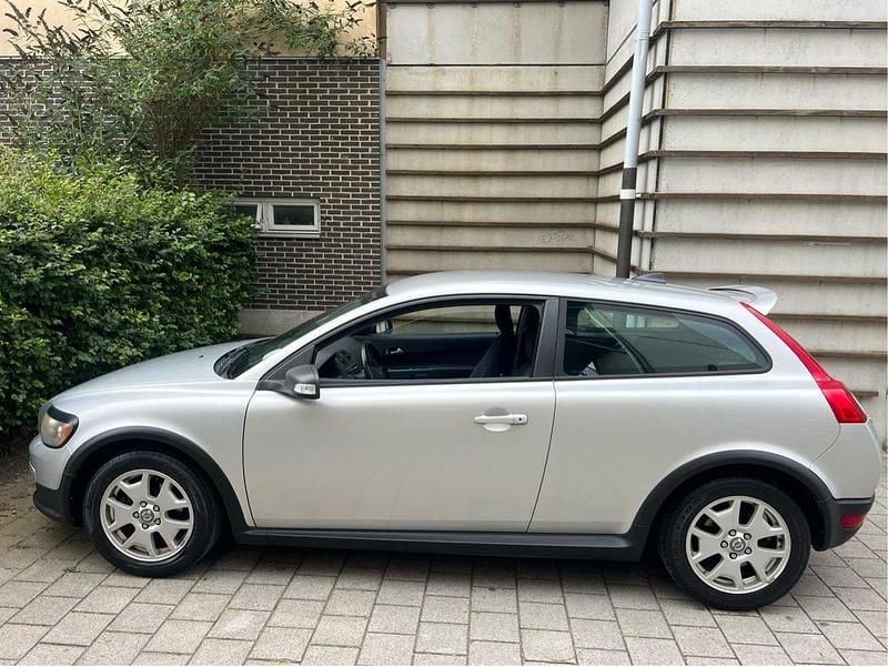 Begagnad 2007 Volvo C30 Halvkombi | 22 000 kr (Superpris) - Bild 1/4