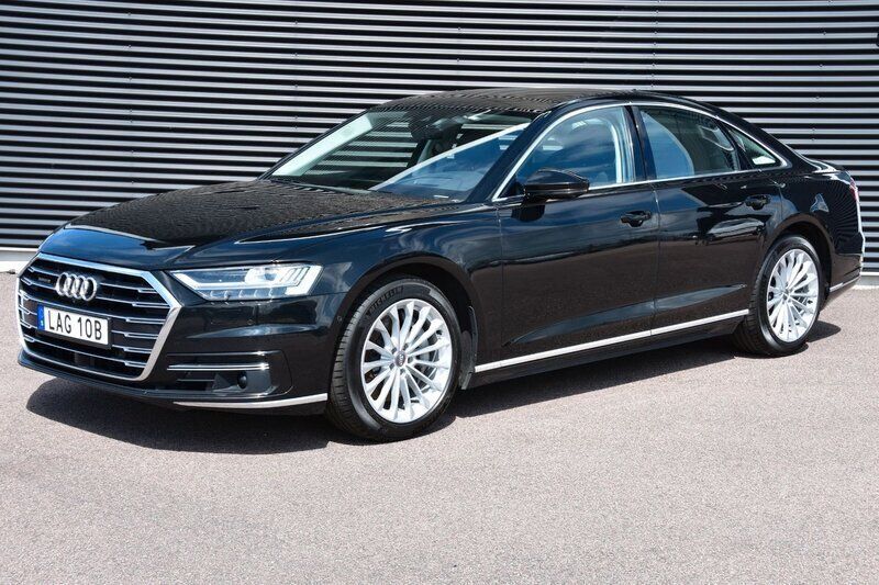 Svart Begagnad 2018 Audi A8 Comfort Sedan | 479 900 kr - Bild 1/4