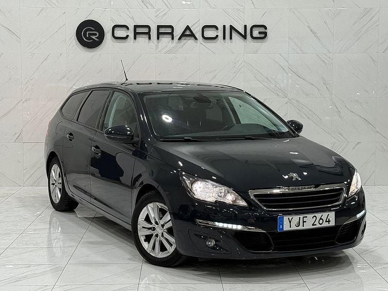 Mörkgrå (grå) Begagnad 2016 Peugeot 308 Active Kombi | 94 900 kr (Bra pris) - Bild 1/4