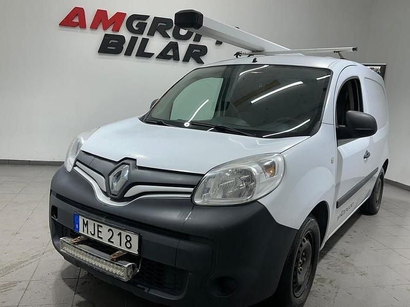 Vit Begagnad 2017 Renault Kangoo Minibuss | 69 900 kr (Marknadspris) - Bild 1/4