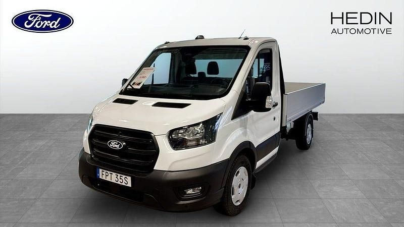 Vit (white) Begagnad 2024 Ford Transit Trend Cab | 589 875 kr - Bild 1/4