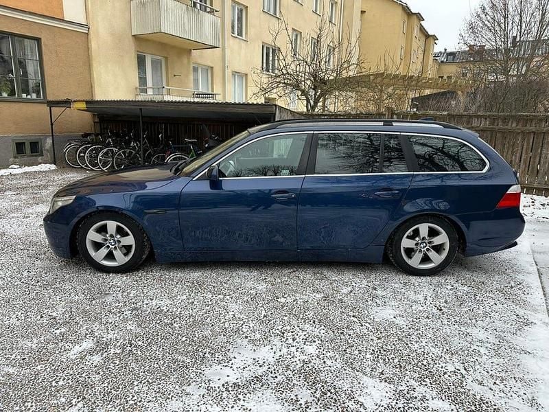 Begagnad BMW 525 192 HK (141 kW) 2004 Kombi